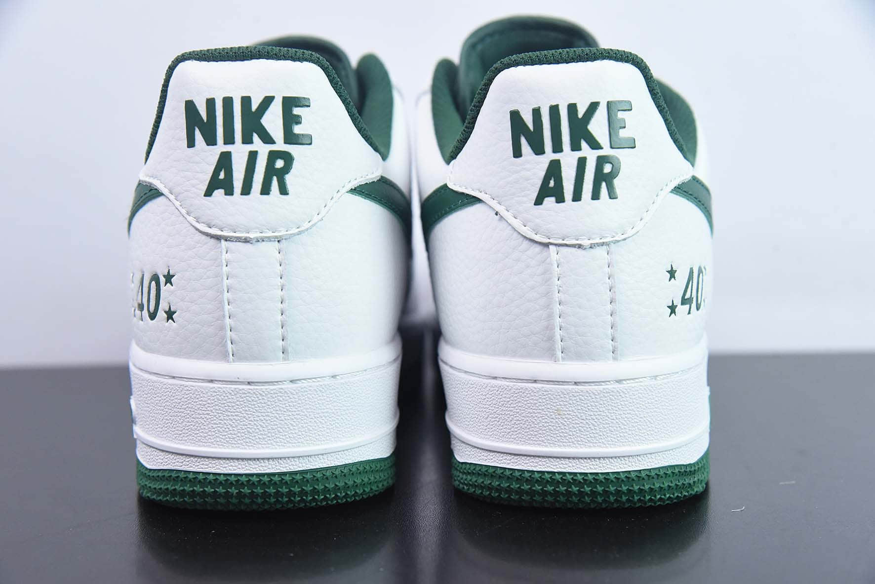 耐克Nike Air Force 1 '07 Low 40周年白绿双勾空军一号低帮休闲板鞋纯原版本 货号：MN5263-126