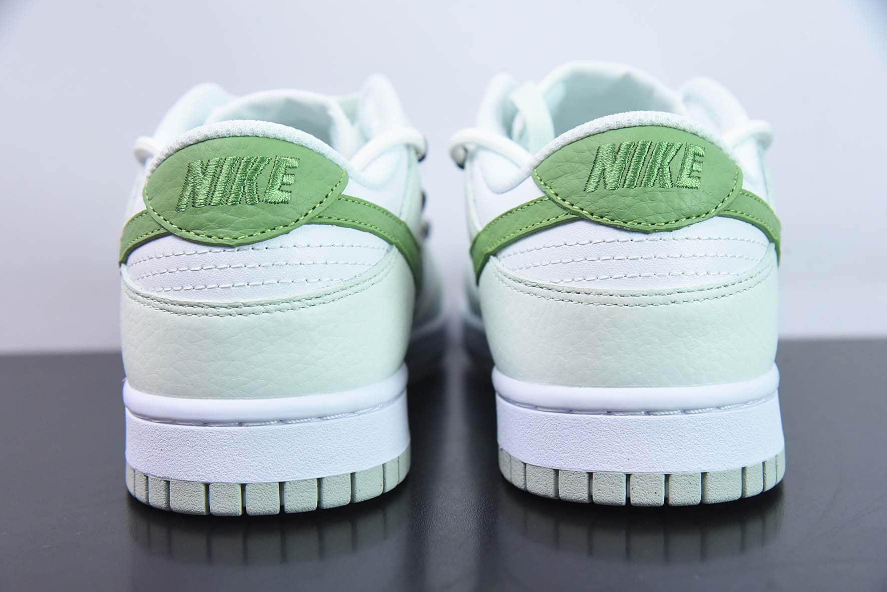 耐克Nike Dunk Low 白浅绿防滑复古低帮运动板鞋纯原版本 货号：DN1431-102