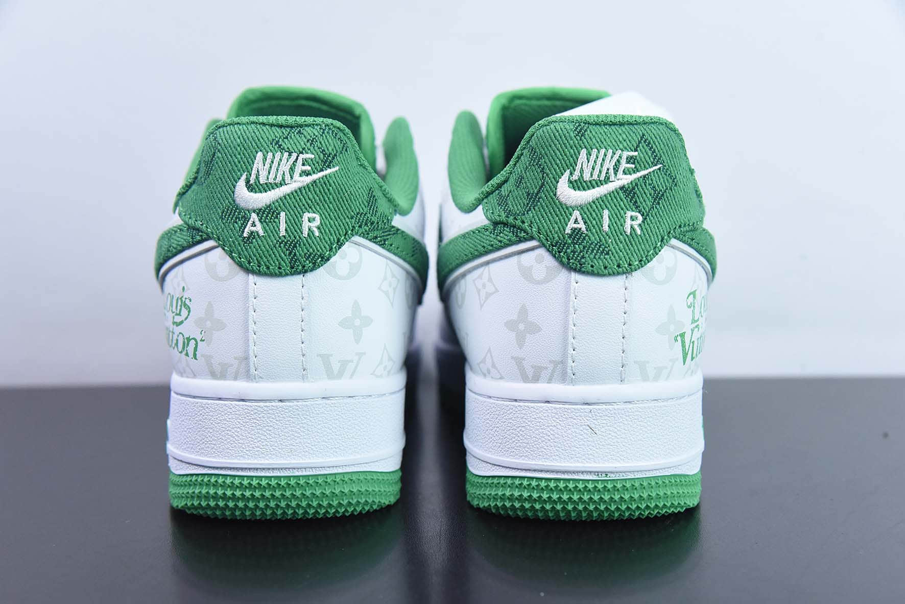 耐克NIke Air Force 1 '07 Low “LV联名暗夜精灵--绿牛仔”空军一号低帮休闲板鞋纯原版本 货号：CV0670-400