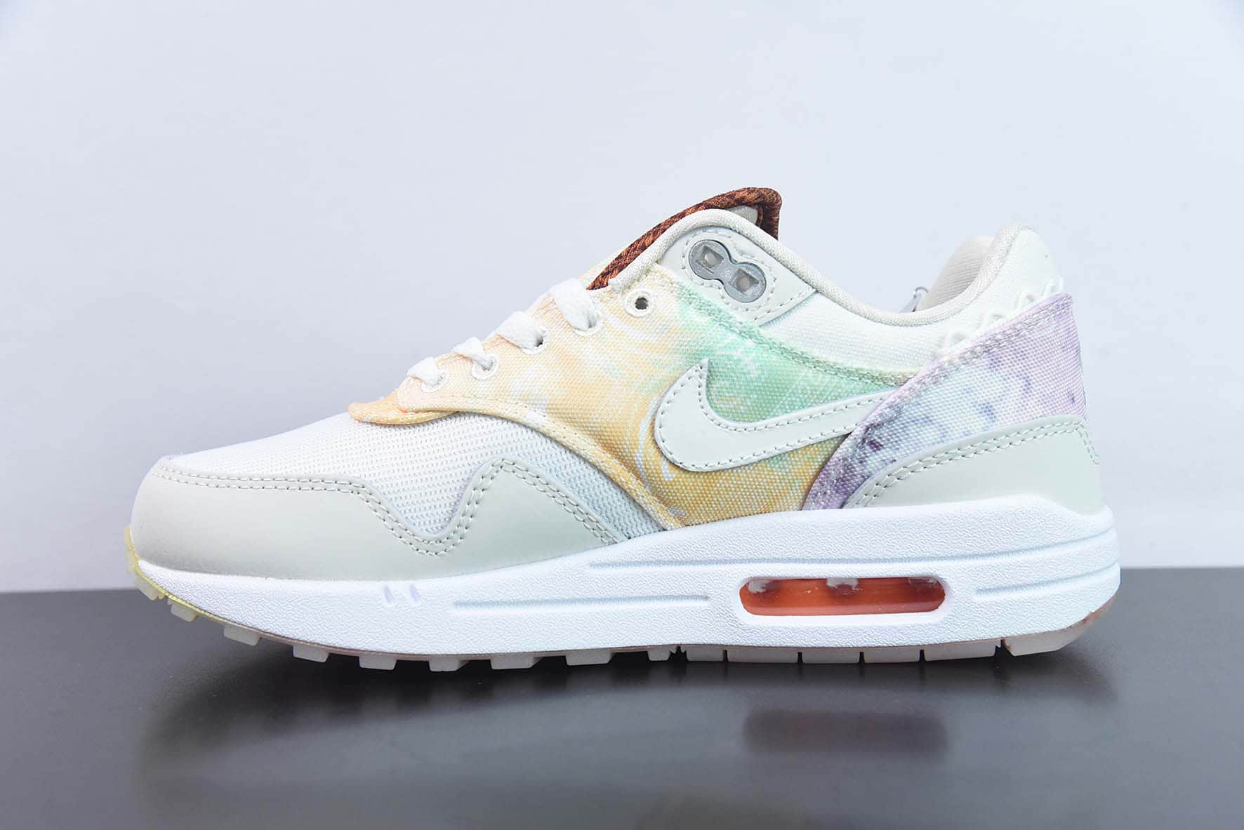耐克NIKE Air Max 1 '87 白扎染女子跑步休闲运动鞋纯原版本 货号：FJ7734-101