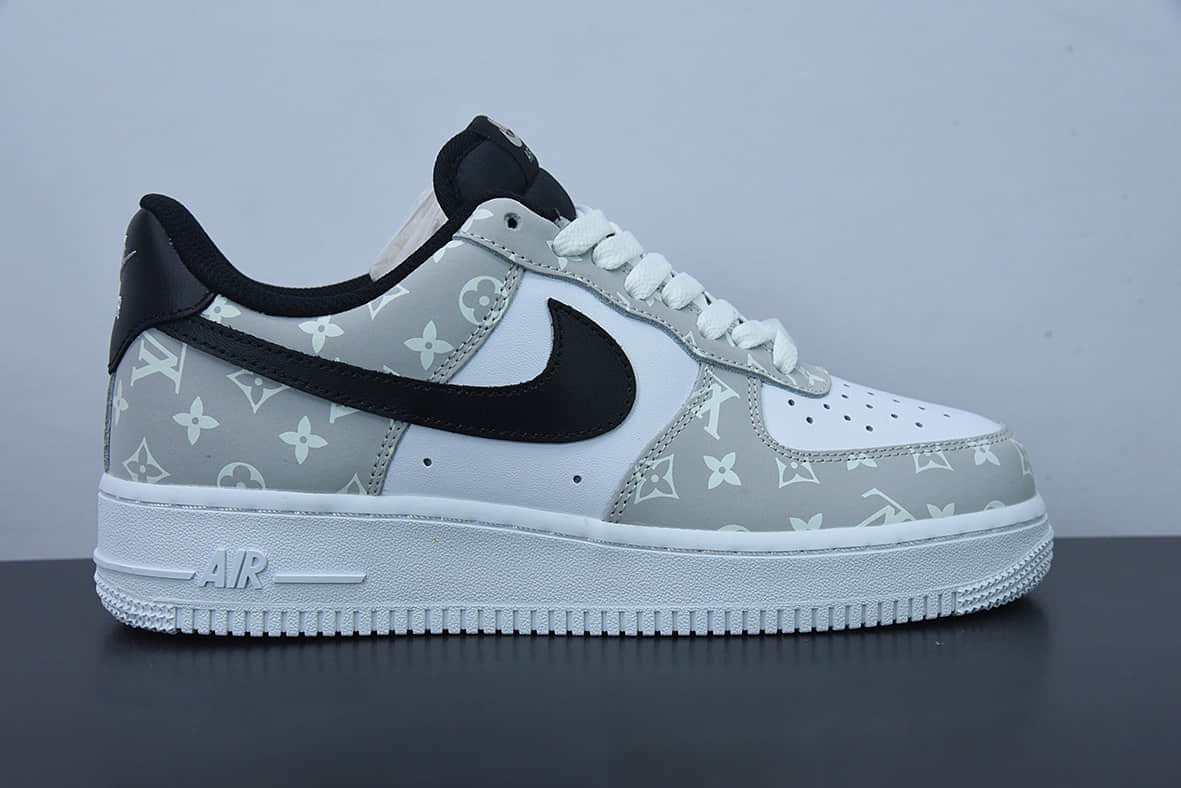 耐克Nike Air Force 1 Low '07 x Louis Vuitton LV联名白灰印花空军一号低帮休闲板鞋纯原版本 货号：BQ8988-108