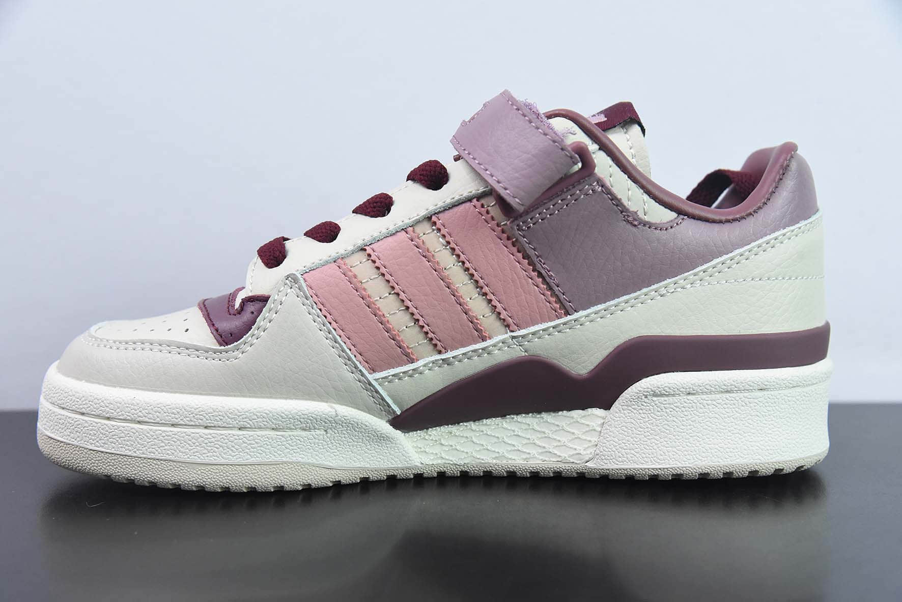 阿迪达斯Adidas Originals Forum 84 Low脏粉米白低帮百搭潮流休闲运动板鞋纯原版本 货号：HQ6941