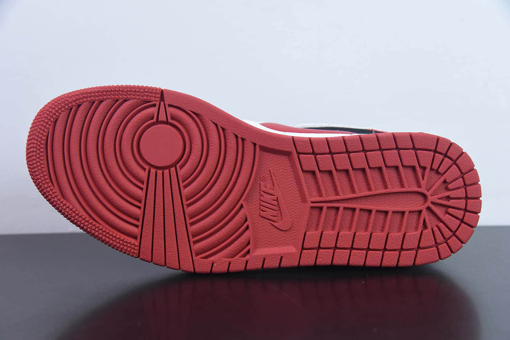 乔丹Air Jordan 1 Low FlyEase Gym Red AJ1 芝加哥红全新低帮篮球鞋纯原版本 货号：DM1206-163