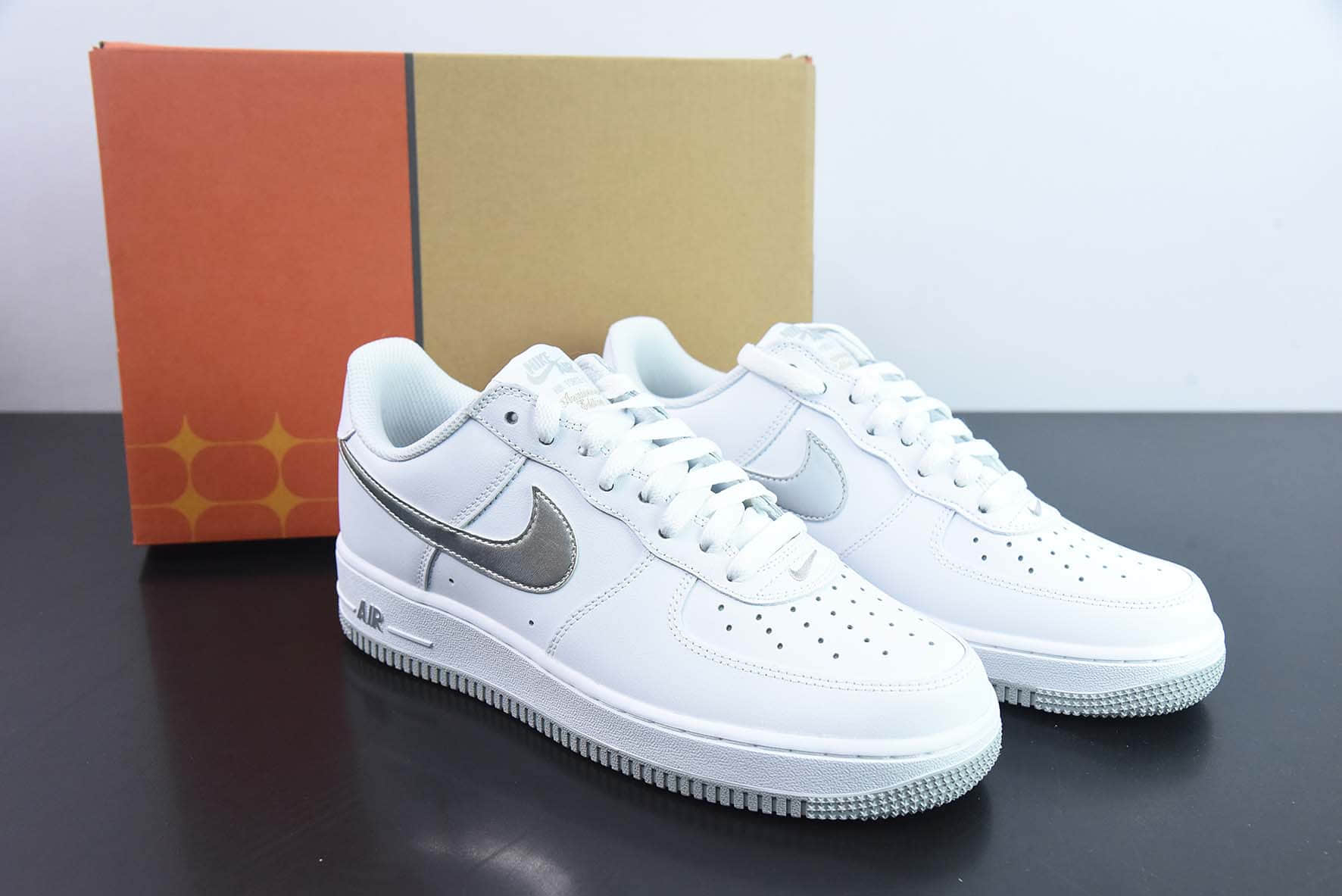 耐克Nike Air Force 1 Low 白银空军一号低帮休闲板鞋纯原版本 货号：DZ6755-100