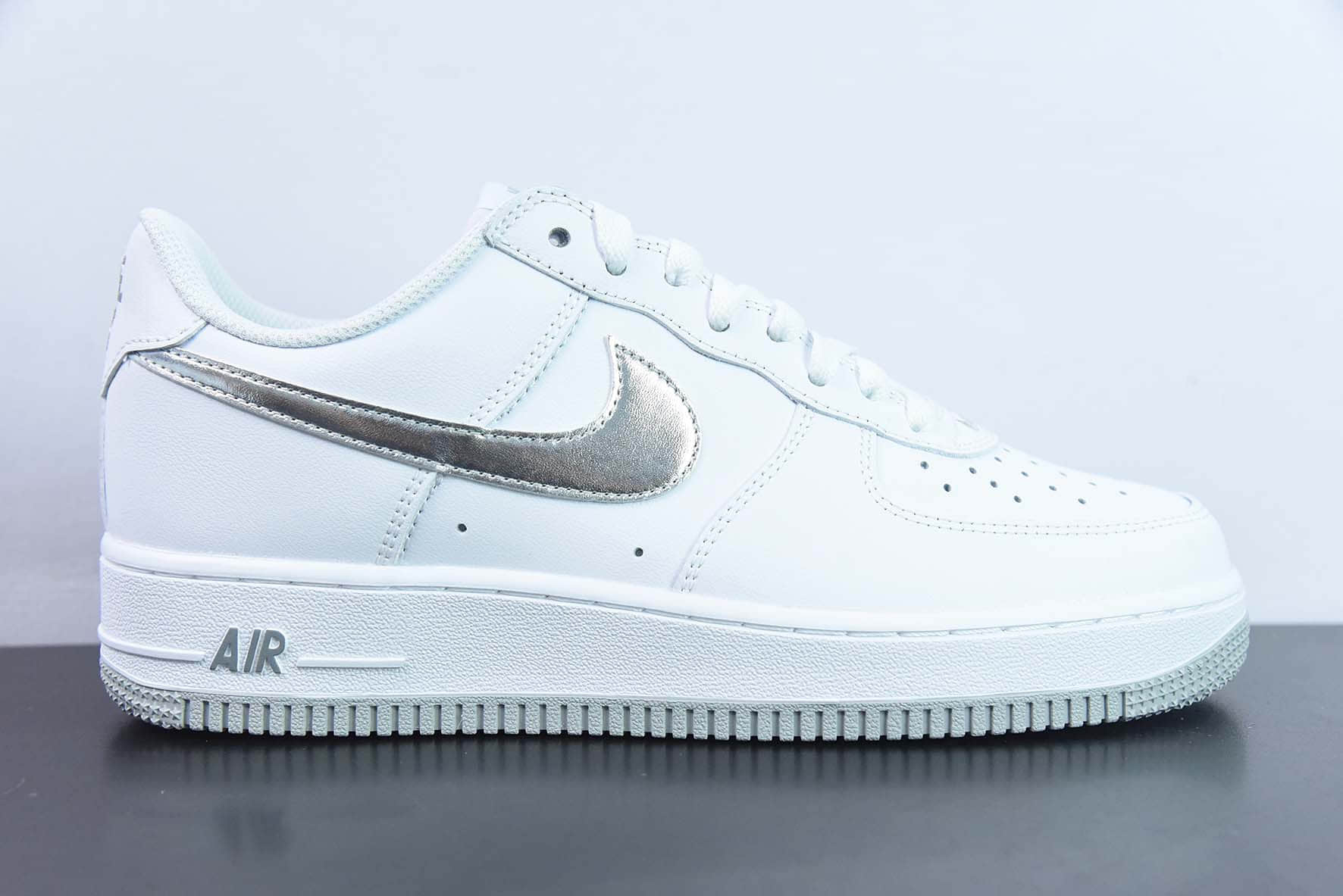 耐克Nike Air Force 1 Low 白银空军一号低帮休闲板鞋纯原版本 货号：DZ6755-100