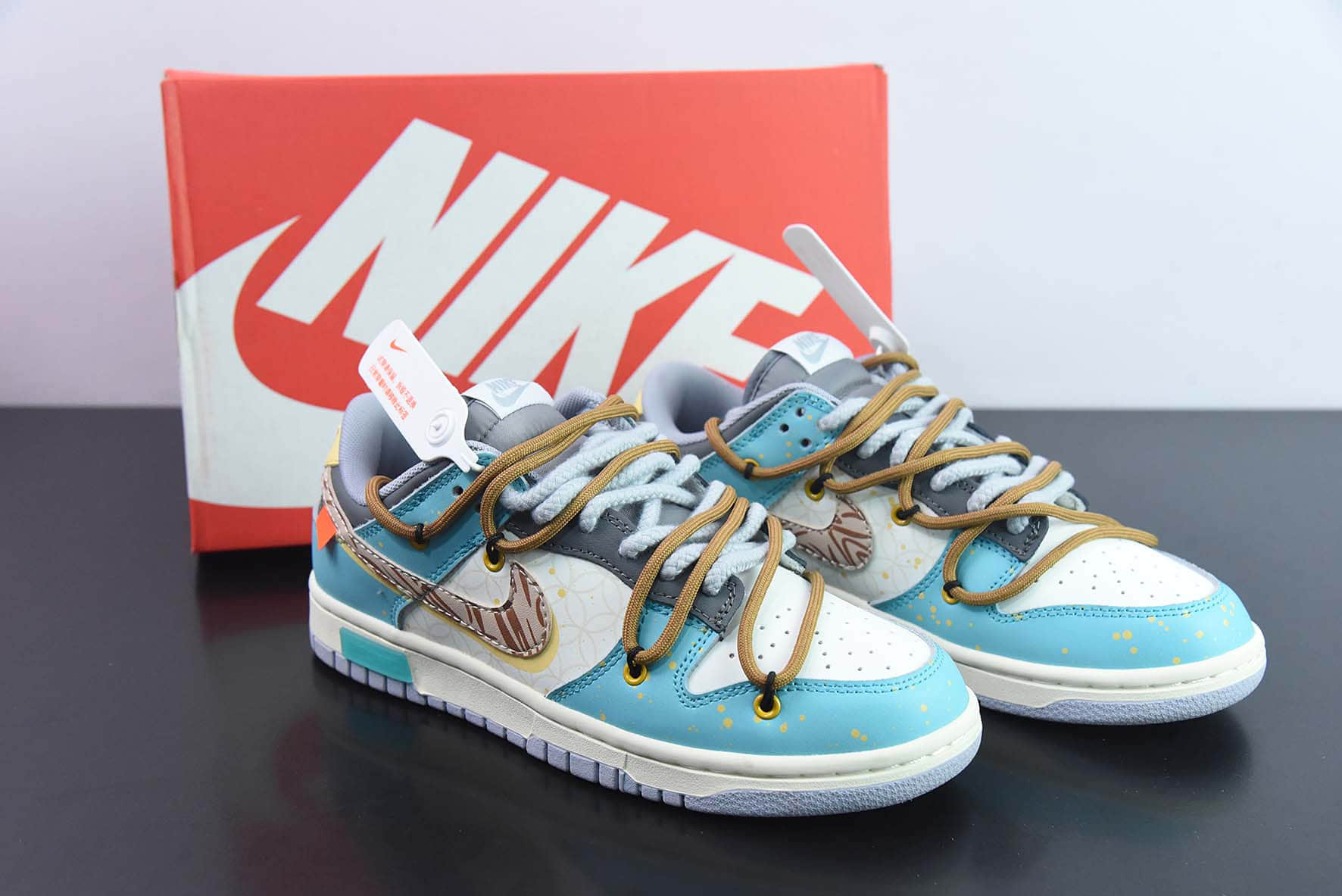 耐克Nike SB Dunk Low 灰蓝泼墨涂鸦定制绑带扣篮系列复古低帮休闲运动滑板板鞋纯原版本 货号：DD1503-105