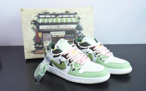 耐克Nike Air Force 1 Low“Christmas”空军一号“圣诞节”主题低帮休闲板鞋纯原版本 货号：CQ5059-101