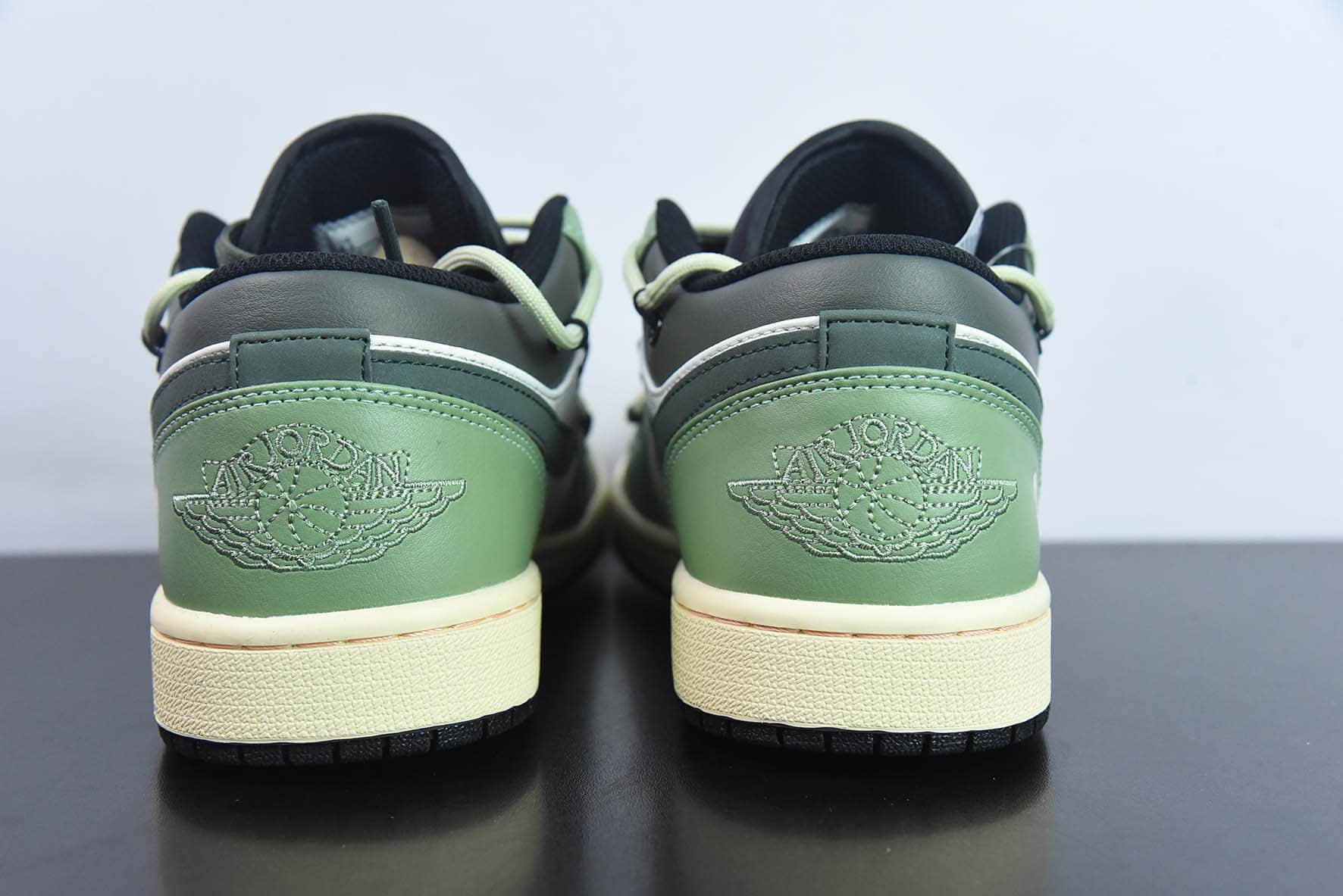 乔丹Air Jordan Low AJ1白绿双绑绳低帮经典复古运动篮球鞋纯原版本 货号：553558-062