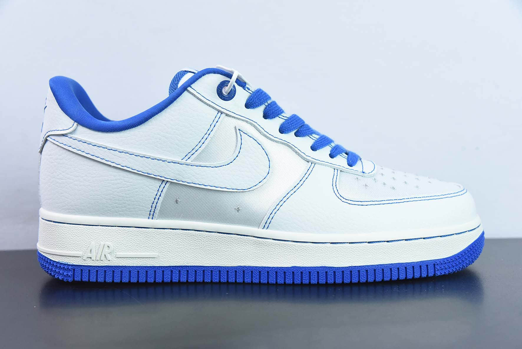 耐克Nike Air Force 1 '07 Low白蓝缝线空军一号低帮休闲板鞋纯原版本 货号：CV1724-108 