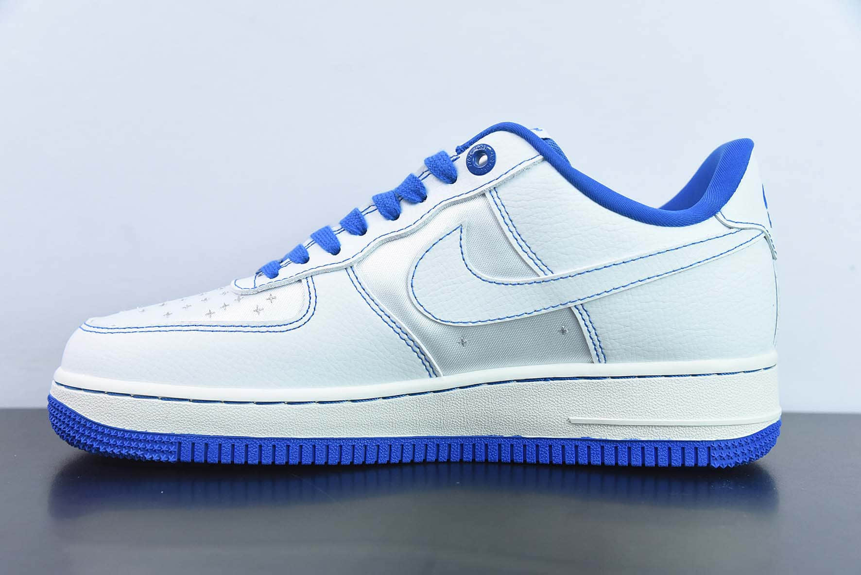 耐克Nike Air Force 1 '07 Low白蓝缝线空军一号低帮休闲板鞋纯原版本 货号：CV1724-108 