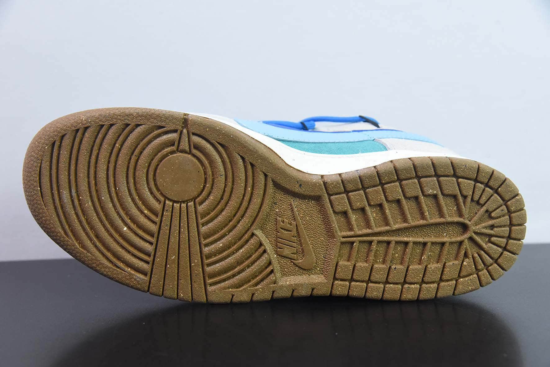 耐克Nike Dunk Low SB 灰蓝双钩绑带定制版低帮滑板鞋纯原版本 货号：DD9457-100