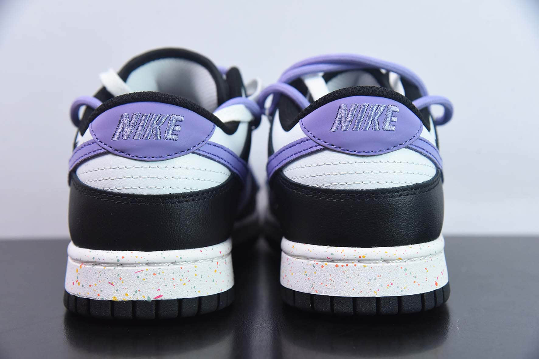 耐克Nike SB Dunk Low 黑白紫三勾绑带解构SB低帮休闲板鞋纯原版本 货号：FD4623-136