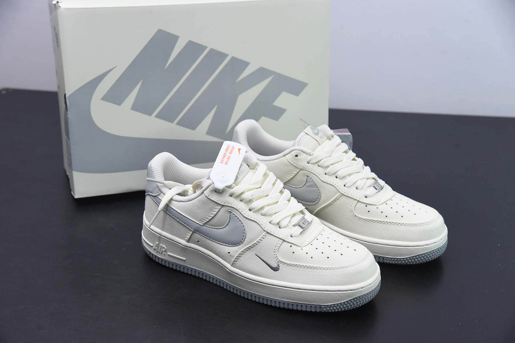 耐克Nike Air Force 1 Low 帆布白灰小勾空军一号低帮运动休闲板鞋纯原版本 货号：ME0112-522 