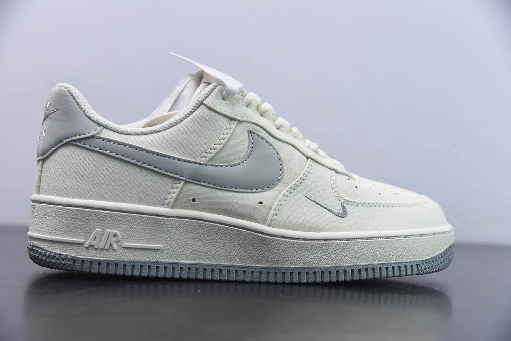 耐克Nike Air Force 1 Low 帆布白灰小勾空军一号低帮运动休闲板鞋纯原版本 货号：ME0112-522 