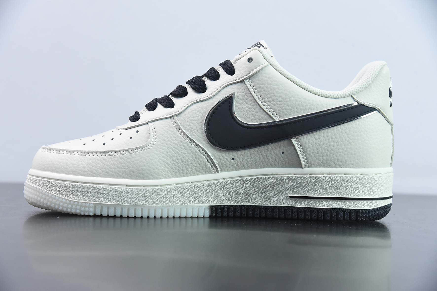 耐克Nike Air Force 1 米白黑满天星空军一号低帮运动休闲板鞋纯原版本 货号：JJ0253-001 