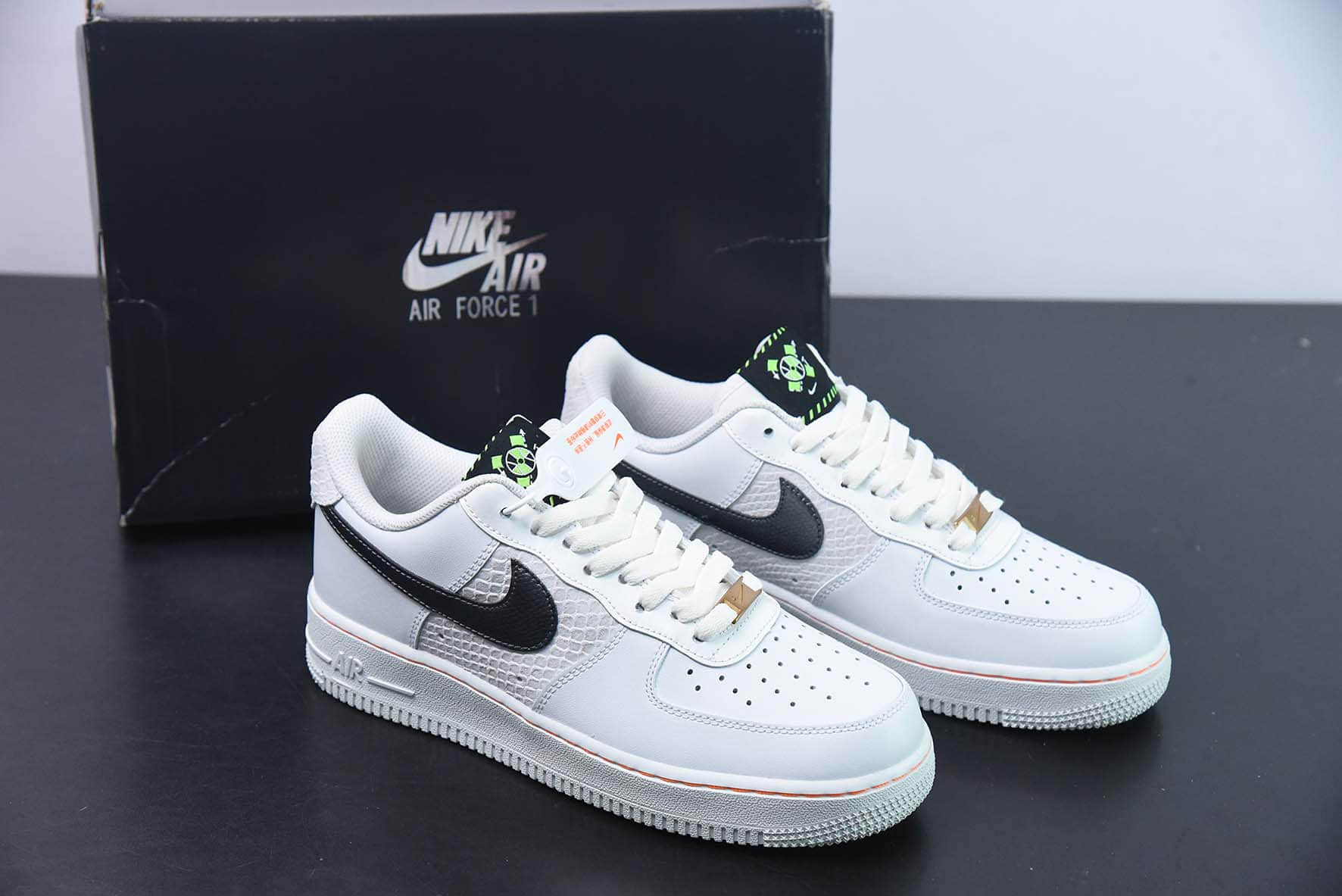 耐克Nike Air Force 1’07 LowSail Snakeskin皮革米白蛇纹深灰空军一号低帮休闲板鞋纯原版本 货号：FN8892-191 