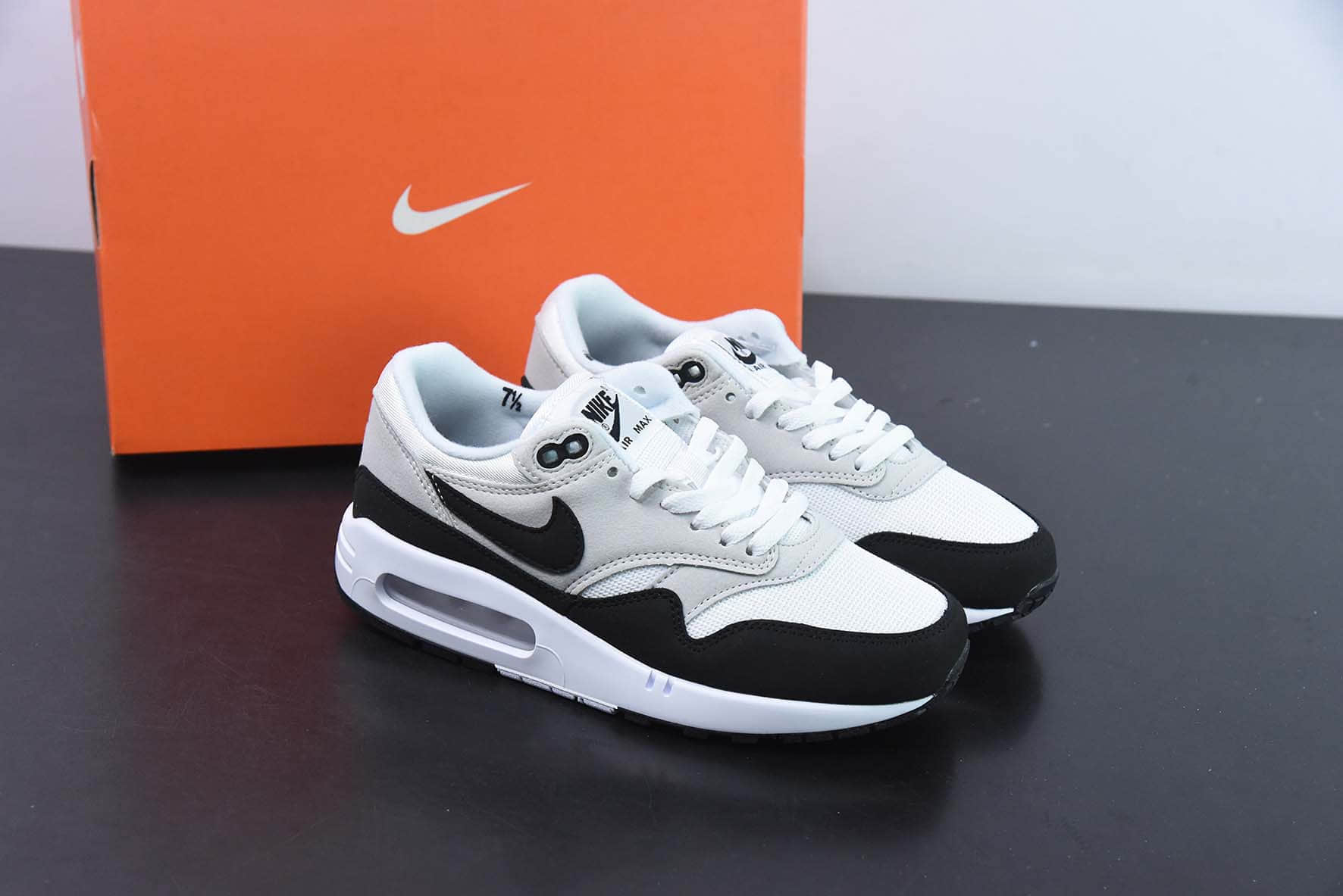 耐克Nike Air Max 1 ’86”WhiteBlack“86初代白黑浅灰系列复古气垫百搭休闲运动慢跑鞋纯原版本 货号：DV1403-110