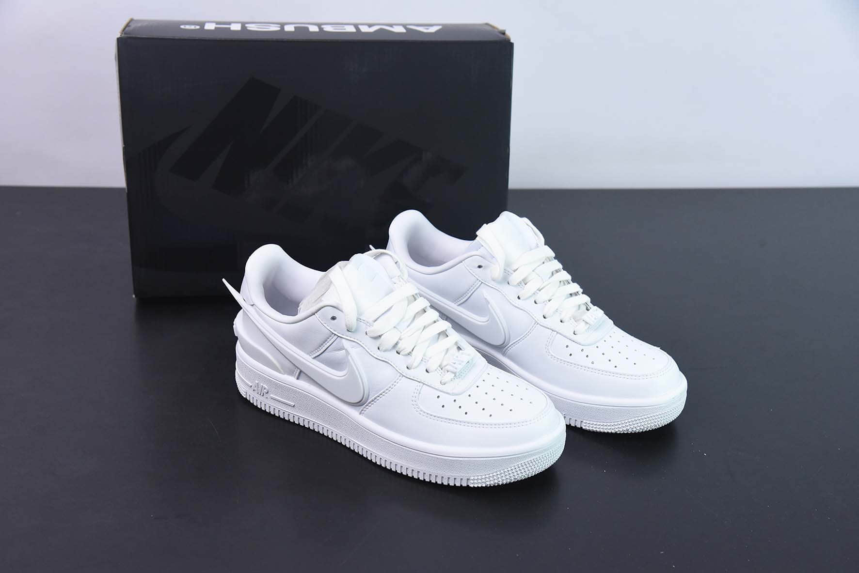 耐克Nike Ambush x Nk Air Force 1'07 Low Phantom 联名款纯白空军一号低帮休闲板鞋纯原版本 货号：DV3464-003