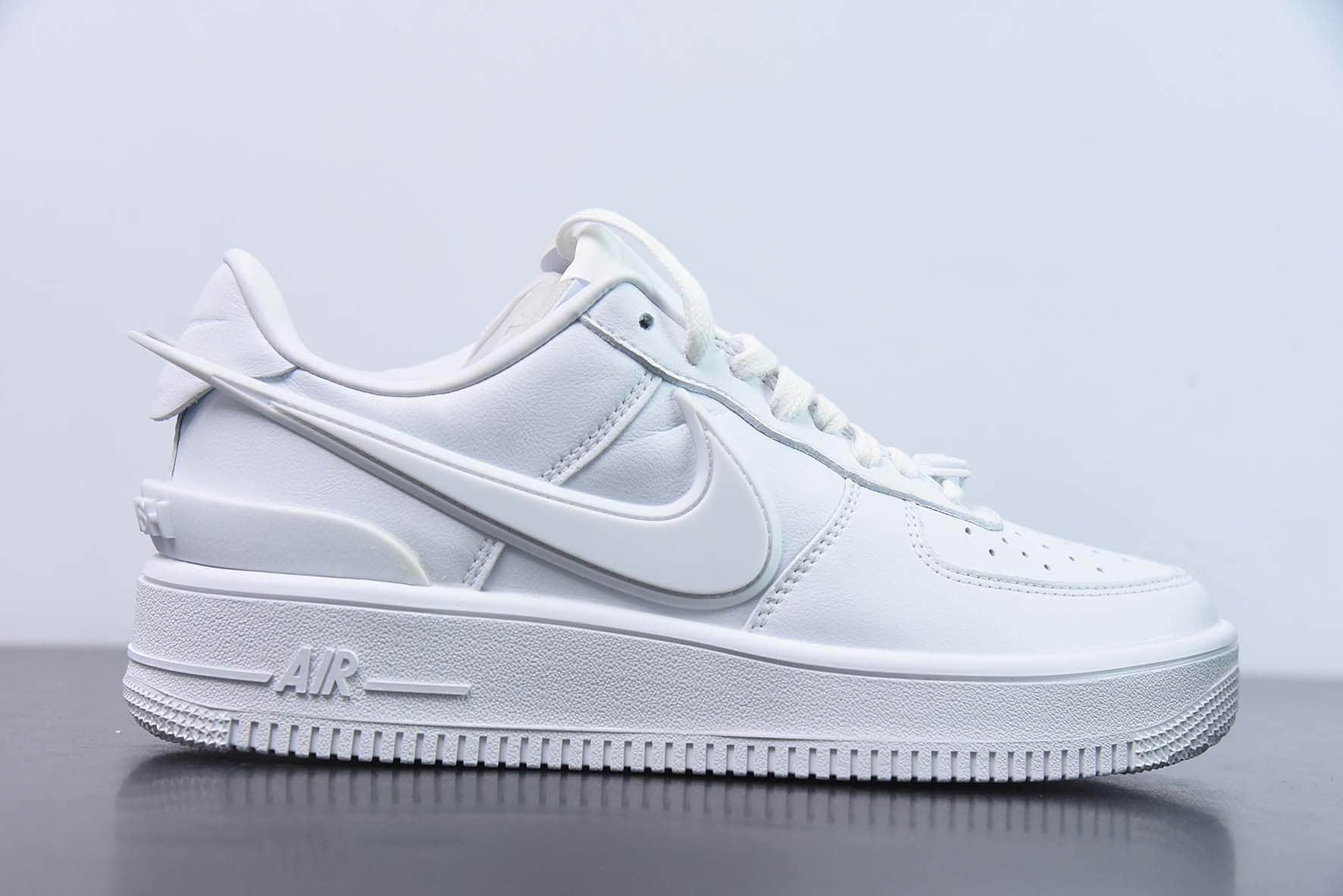 耐克Nike Ambush x Nk Air Force 1'07 Low Phantom 联名款纯白空军一号低帮休闲板鞋纯原版本 货号：DV3464-003