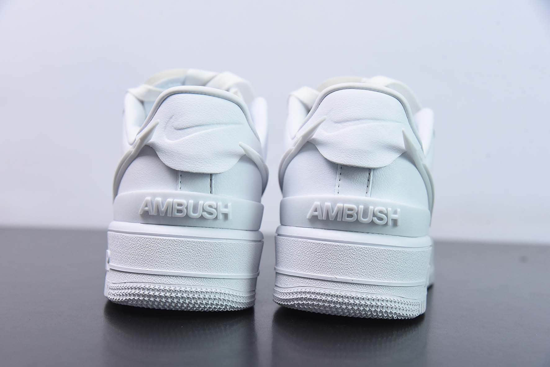 耐克Nike Ambush x Nk Air Force 1'07 Low Phantom 联名款纯白空军一号低帮休闲板鞋纯原版本 货号：DV3464-003