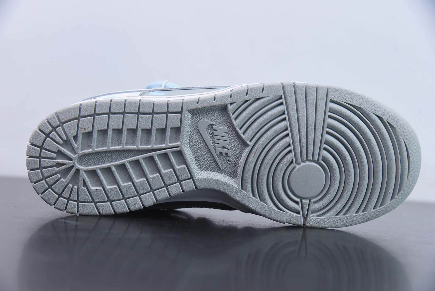 耐克Nike Dunk Low SB解构绑带白灰电玩低帮休闲滑板鞋纯原版本 货号：DJ6188-003