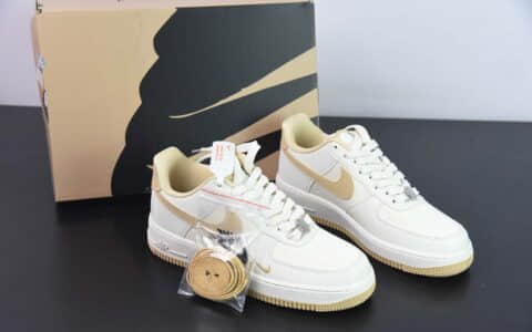 耐克Nike Air Force 1 Low猿人头联名米白黄色双勾空军一号低帮运动休闲板鞋纯原版本 货号：BS9055-747