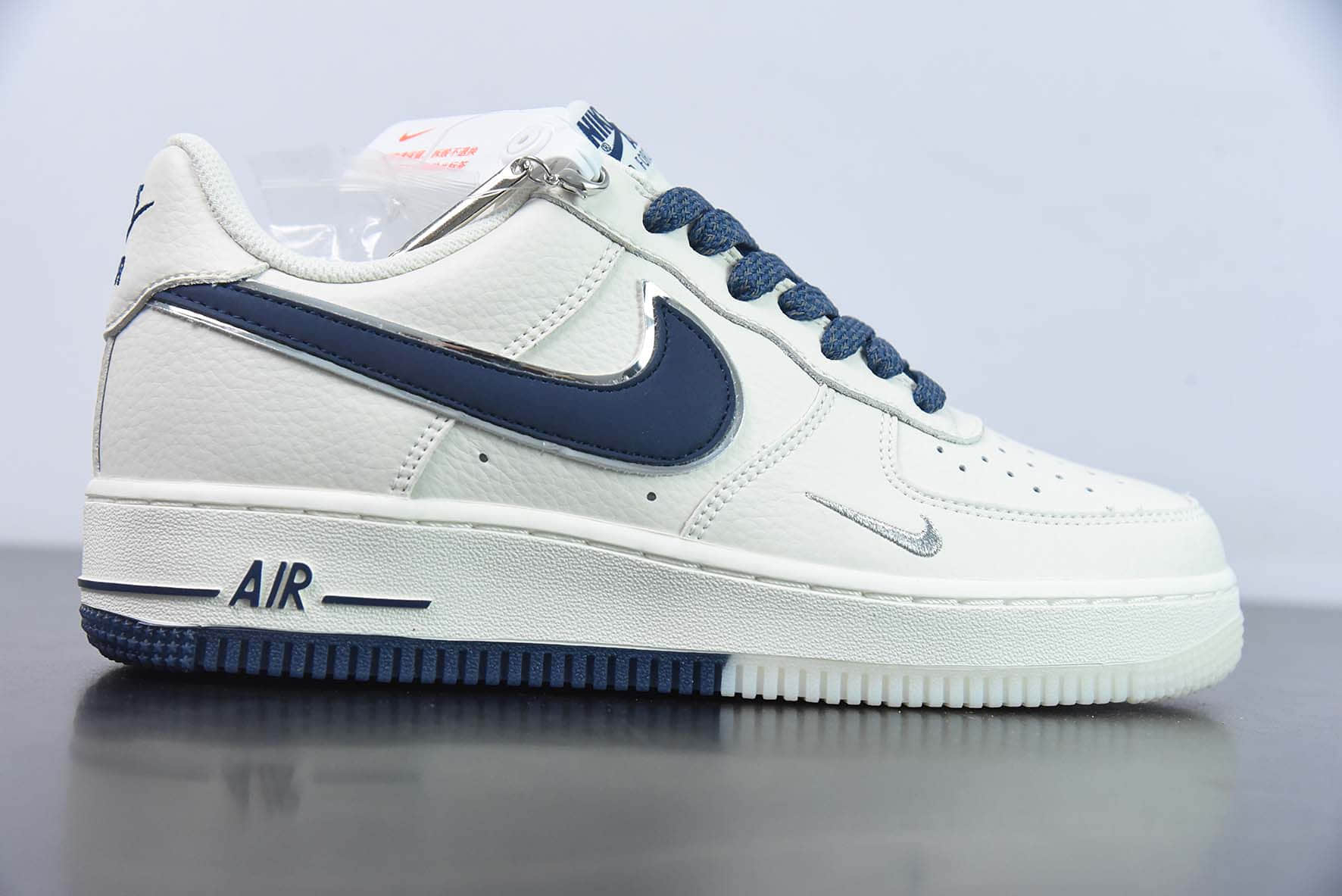 耐克Nike Air Force 1‘07 Low 米深蓝满天星空军一号低帮休闲板鞋纯原版本 货号：JJ0253-003