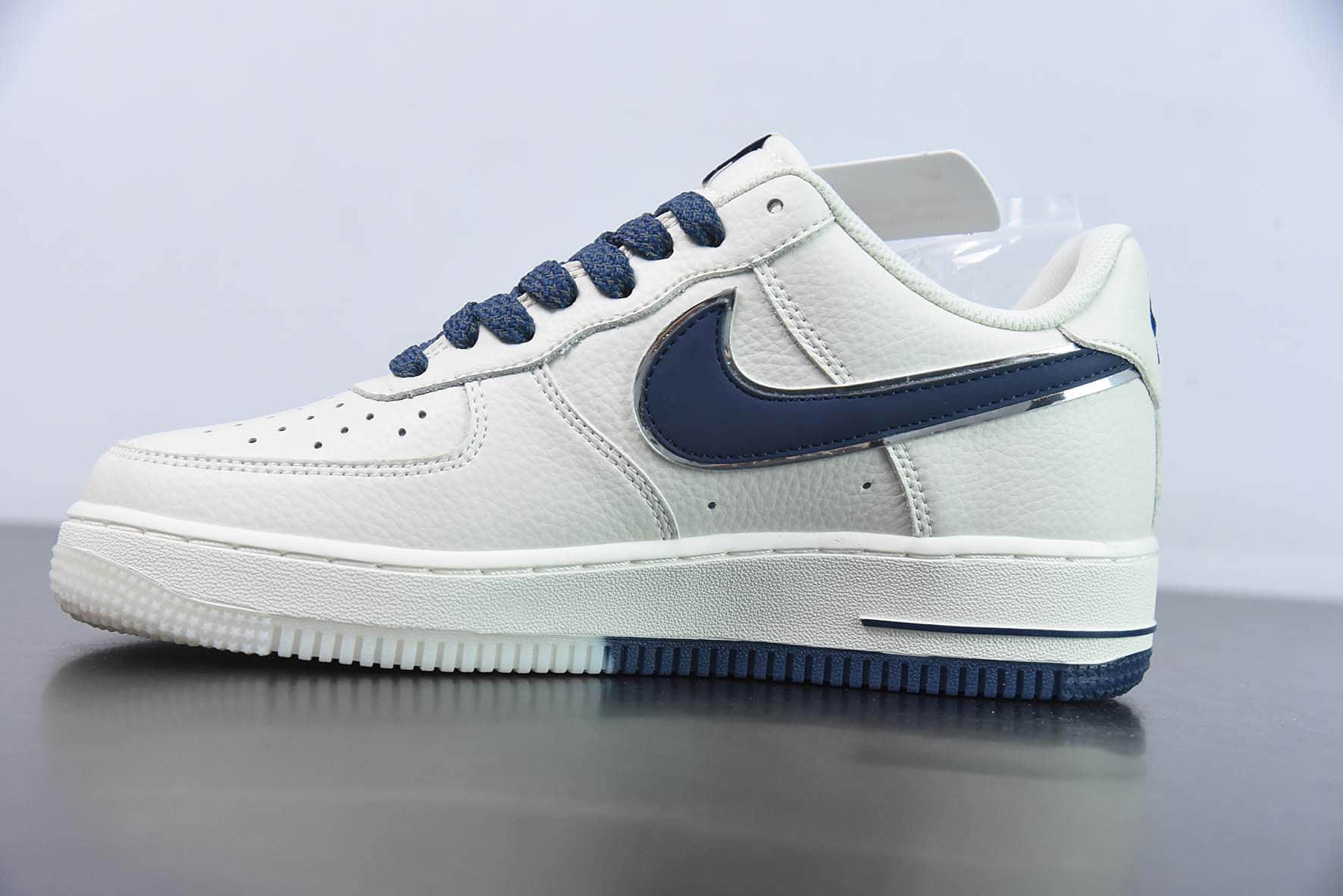 耐克Nike Air Force 1‘07 Low 米深蓝满天星空军一号低帮休闲板鞋纯原版本 货号：JJ0253-003