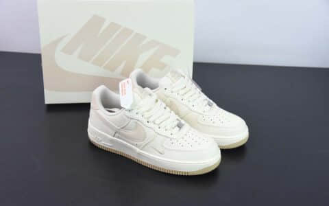 耐克Nike Air Force 1'07 Low卡其小勾布面空军一号低帮休闲板鞋纯原版本 货号：ME0112-577