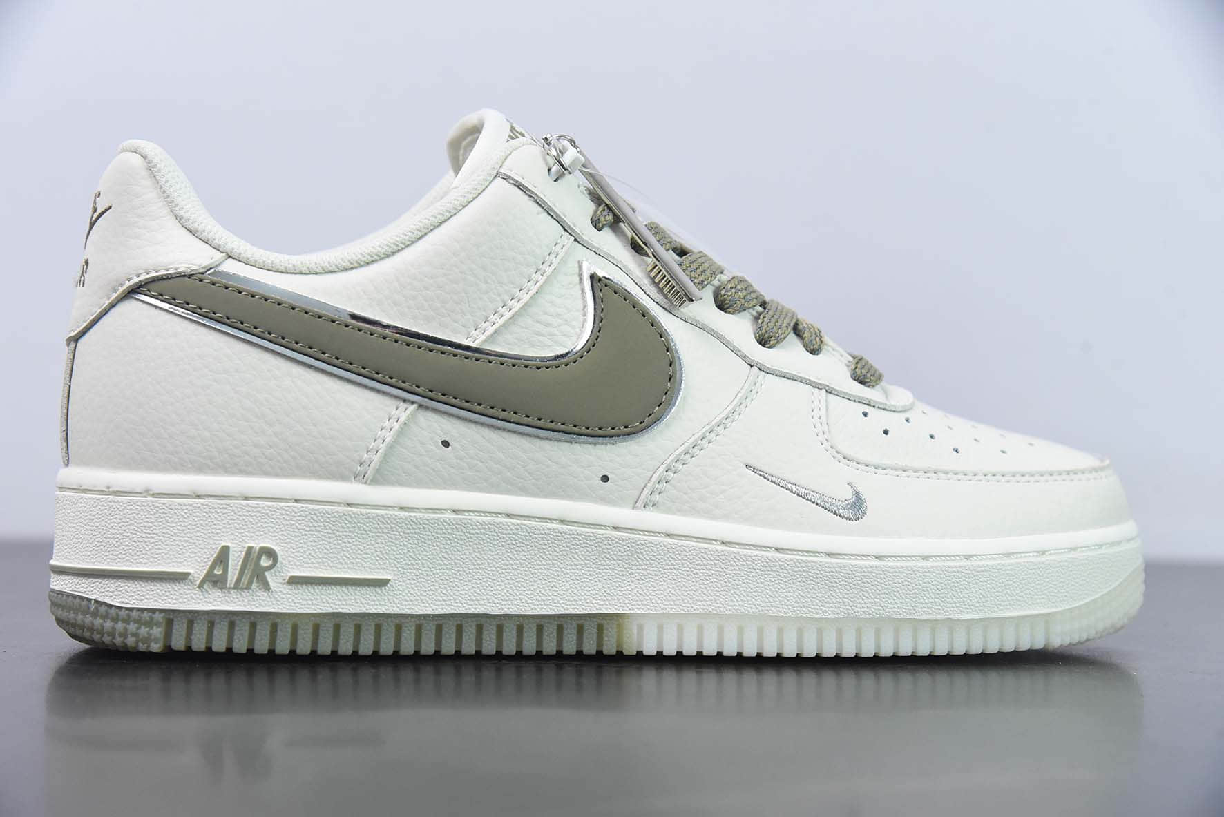 耐克Nike Air Force 1 Low 米绿满天星空军一号低帮休闲板鞋纯原版本 货号：JJ0253-006 