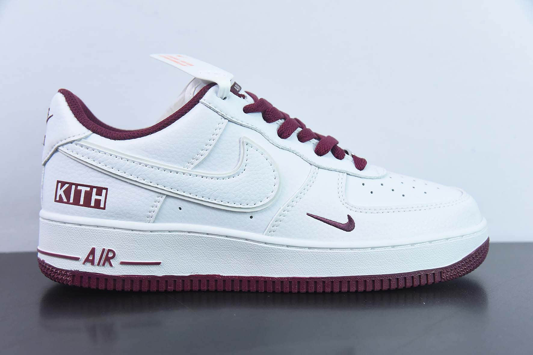 耐克Nike Air Force 1 AF1白棕 KITH字母印花空军一号低帮休闲板鞋纯原版本 货号：KT1659-006