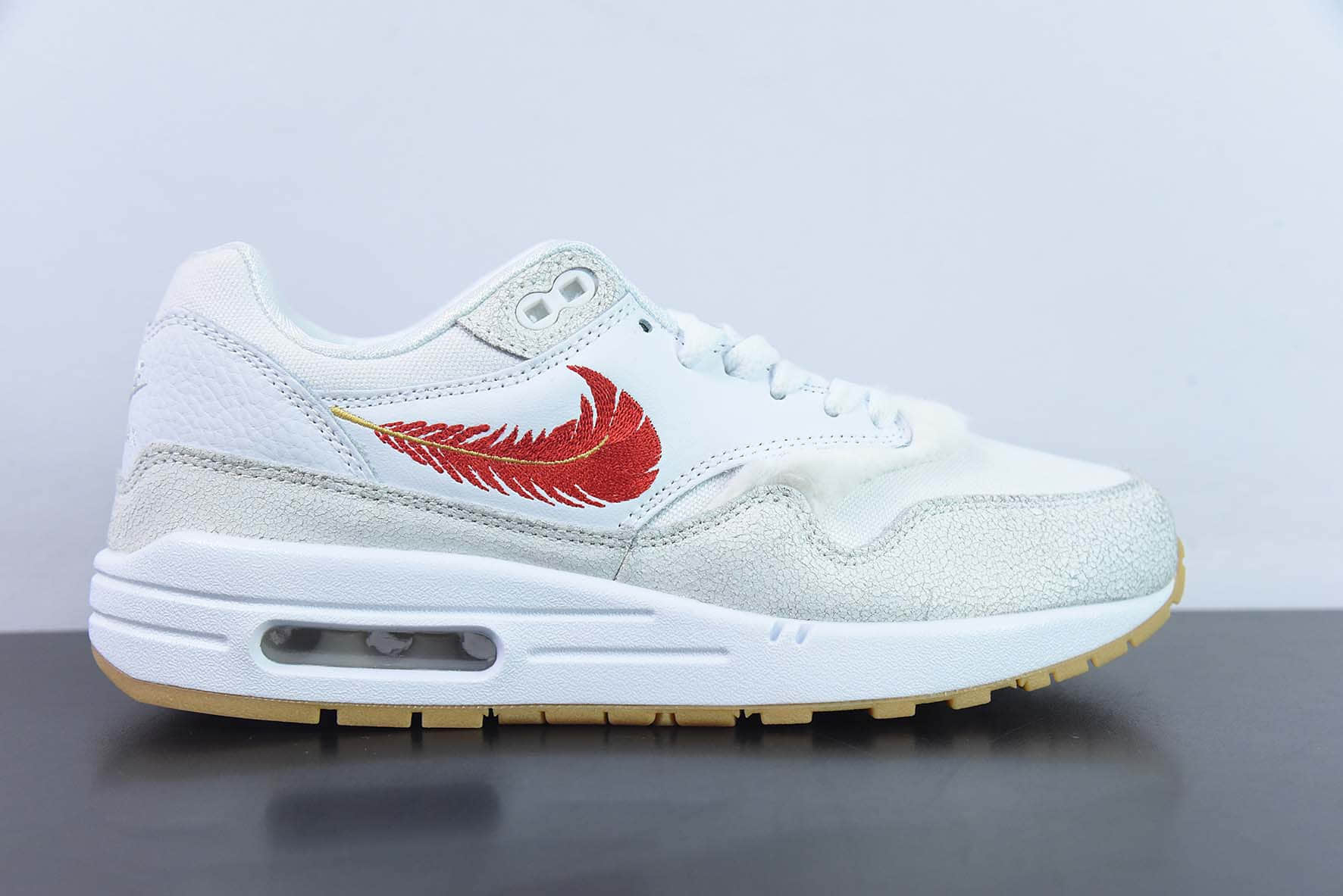 耐克Nike Air Max 1 “The Bay” MAX1羽毛勾子半掌气垫复古跑步鞋纯原版本 货号：FJ4451-100 