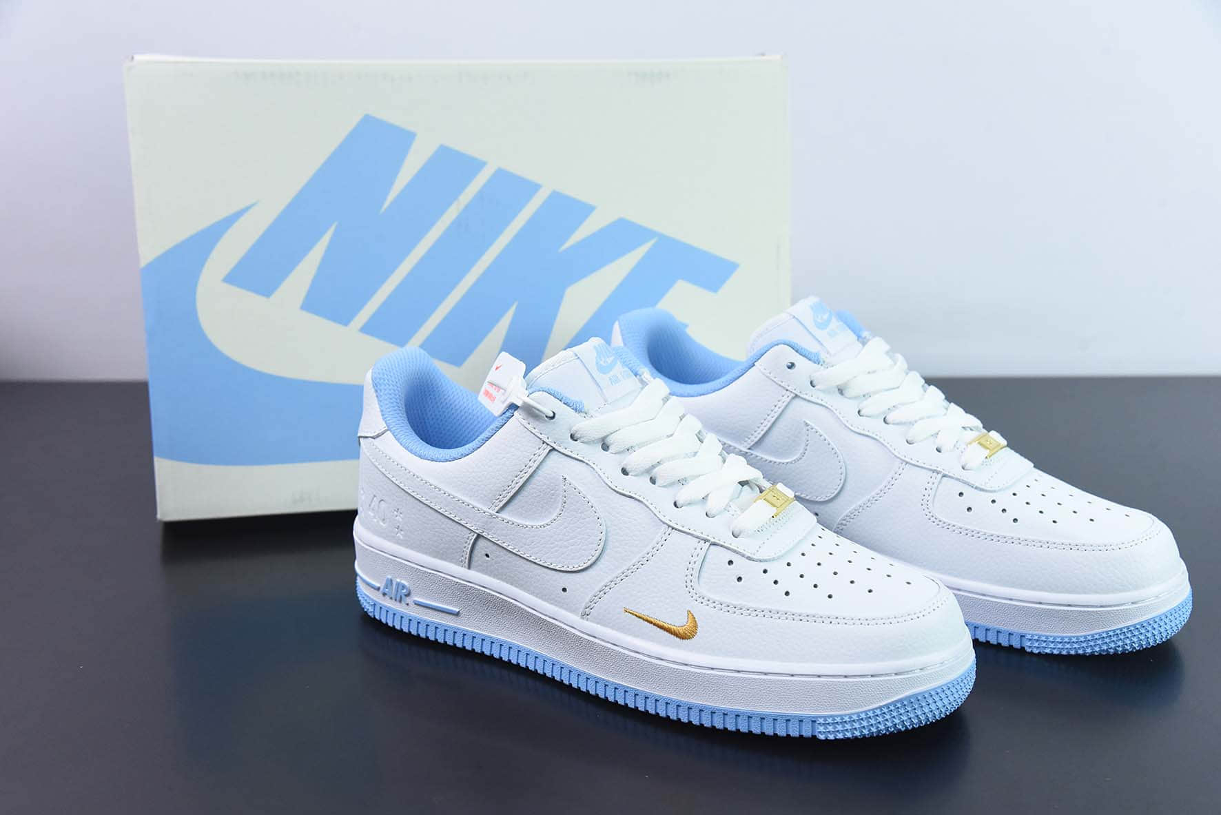 耐克Nike Air Force 1 AF1白蓝刺绣40周年纪念版空军一号低帮休闲板鞋纯原版本 货号：DD1225-003