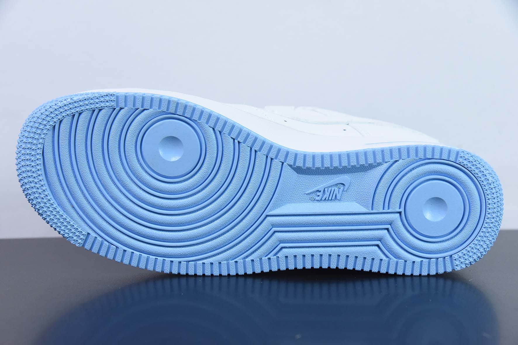 耐克Nike Air Force 1 AF1白蓝刺绣40周年纪念版空军一号低帮休闲板鞋纯原版本 货号：DD1225-003