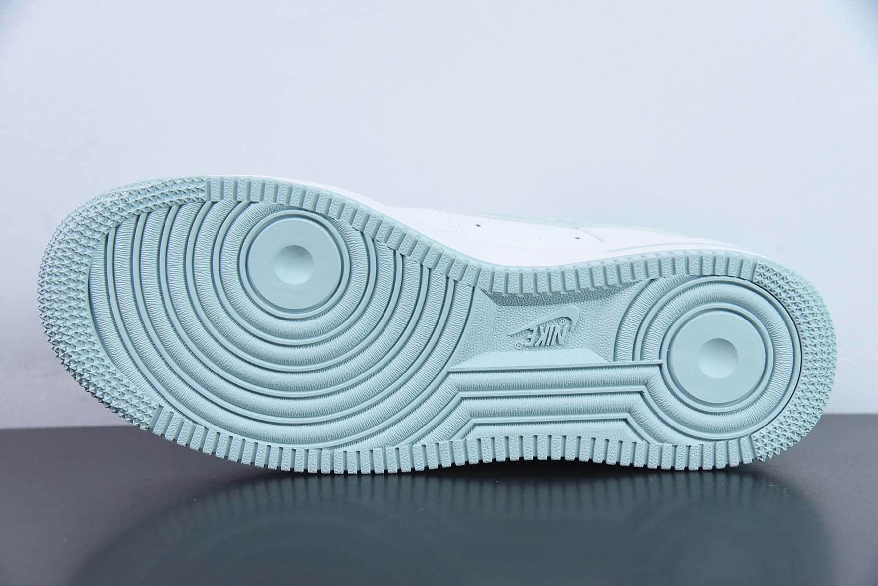 耐克Nike Air Force 1 Low '07 “冰蓝色”低帮空军一号休闲板鞋纯原版本 货号：JX2696-853 