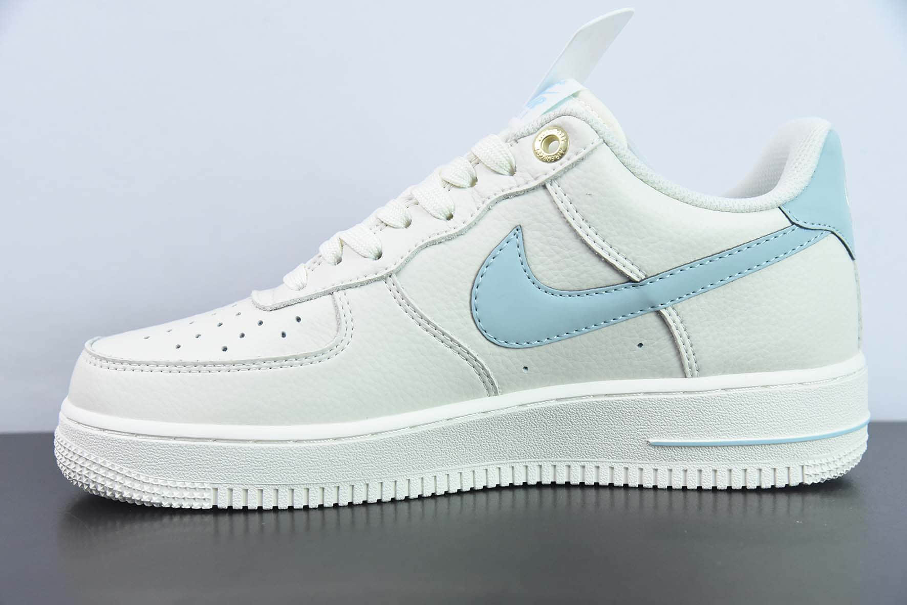 耐克Nike Air Force 1 Low “NAI-KE”米蓝签名涂鸦空军一号低帮运动休闲板鞋纯原版本 货号：NK0621-933