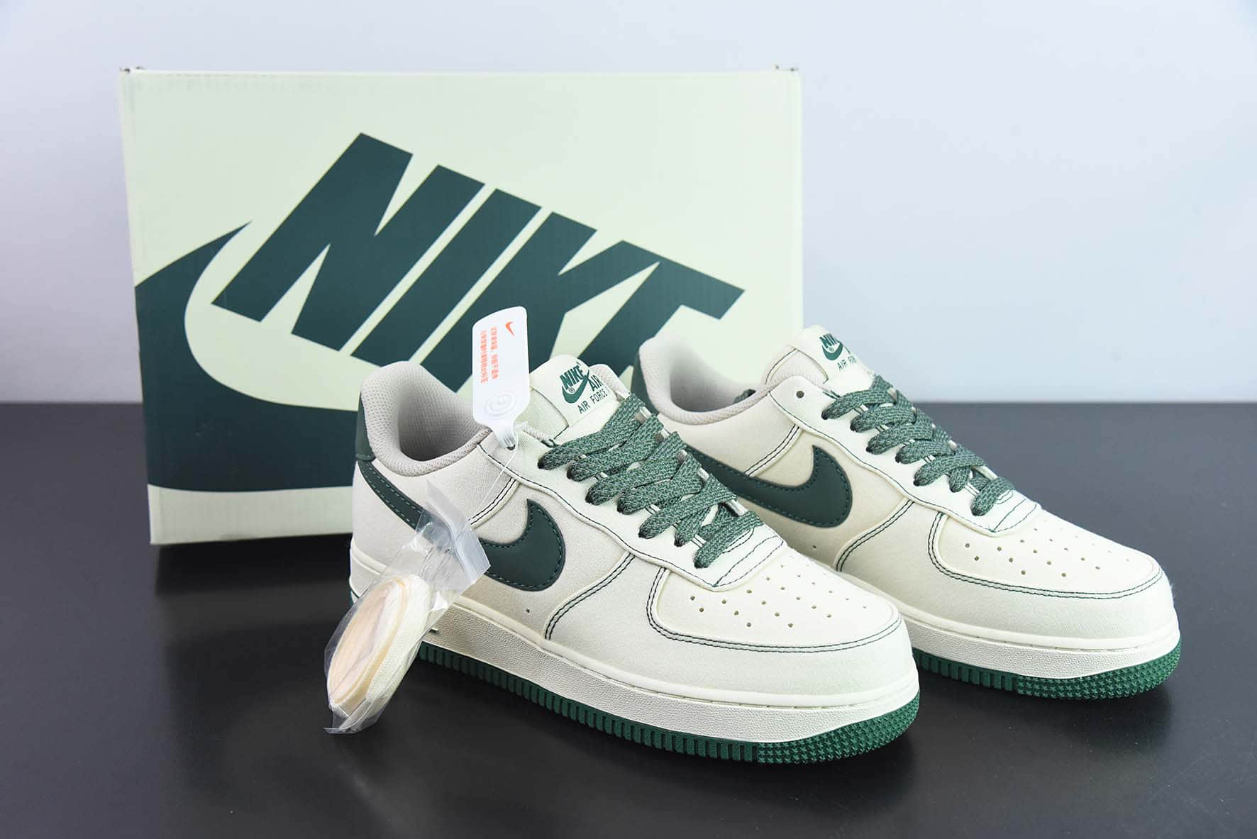 耐克Nike Air Force 1 Low 深绿满天星空军一号低帮运动休闲板鞋纯原版本 货号：TQ1456-266