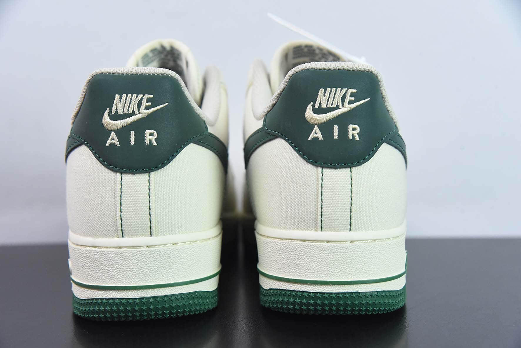 耐克Nike Air Force 1 Low 深绿满天星空军一号低帮运动休闲板鞋纯原版本 货号：TQ1456-266