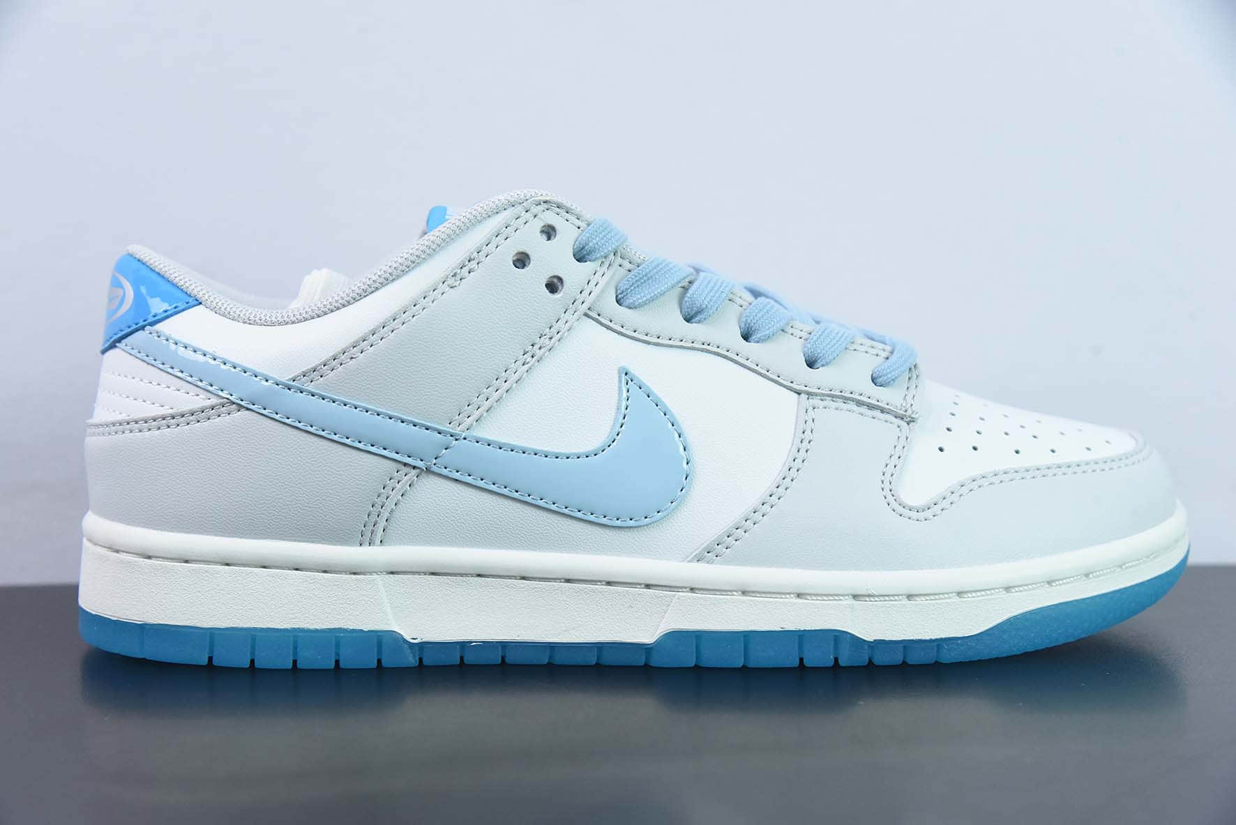 耐克Nike SB Dunk Low520浅灰白天蓝520情人节扣篮系列低帮休闲运动滑板板鞋纯原版本 货号：FN3433-141