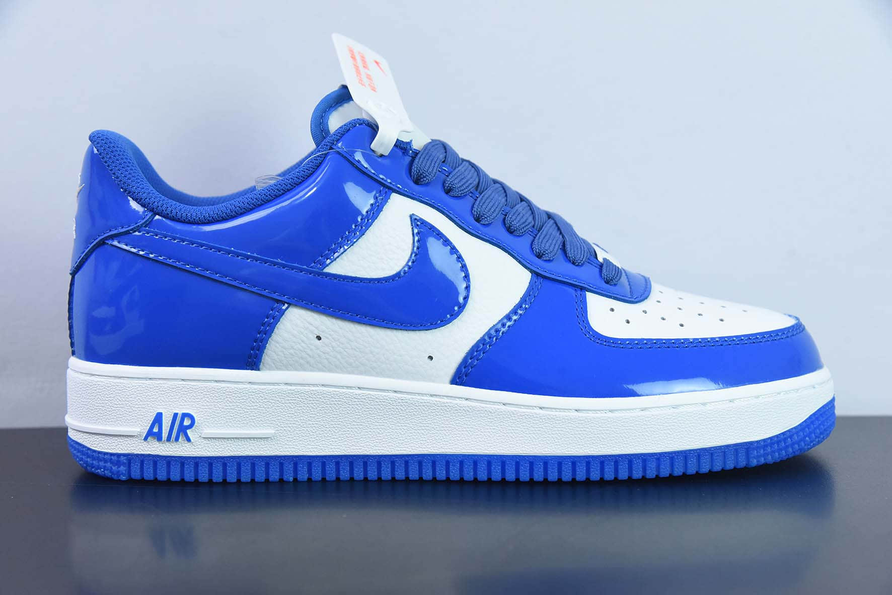 耐克Nike Air Force 1 Low ’07 蓝色漆皮空军一号低帮休闲板鞋纯原版本 货号：HP3656-555