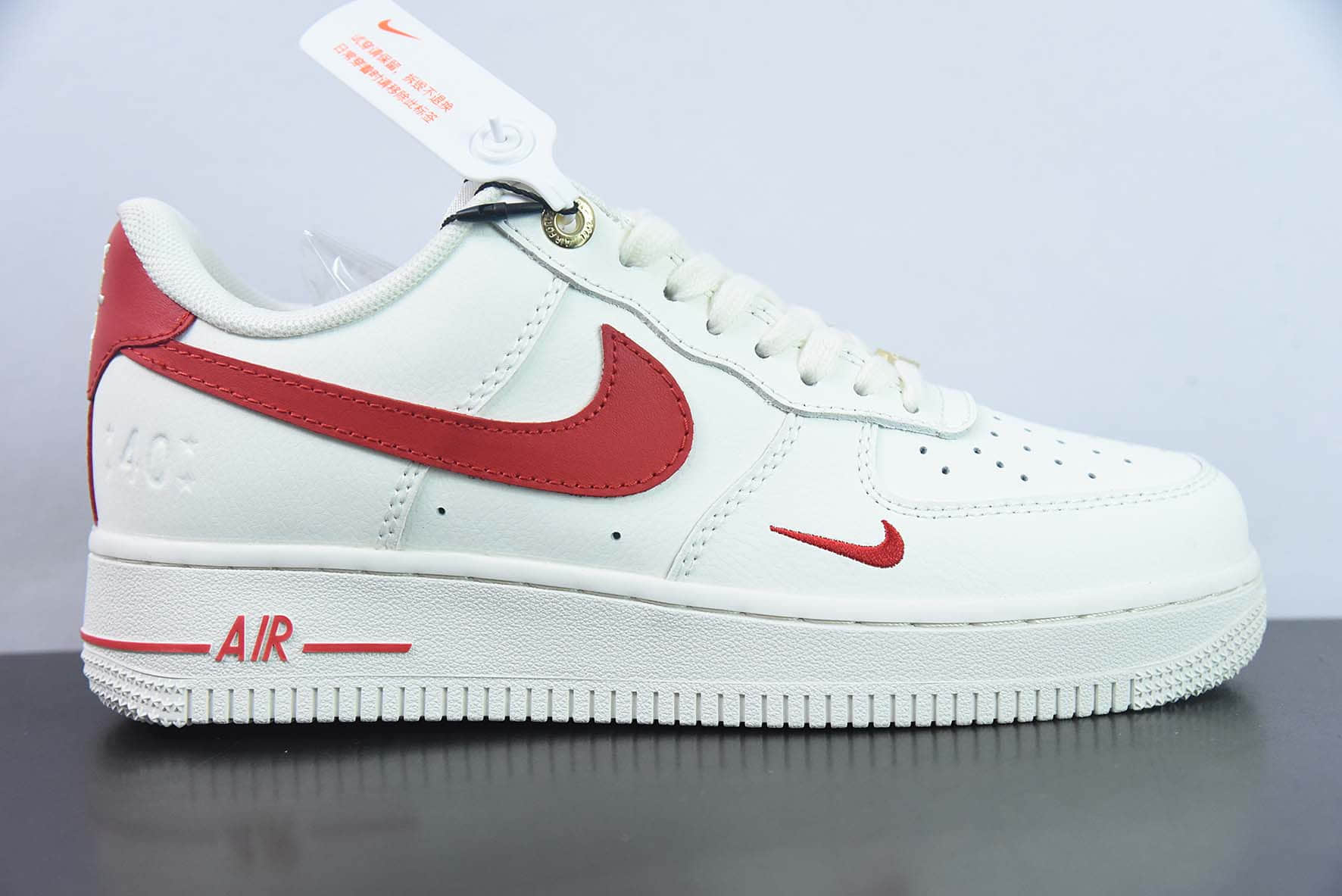 耐克NIke Air Force 1 '07 Low “40周年纪念款--米白红”空军一号低帮休闲板鞋纯原版本 货号：DQ7658-107