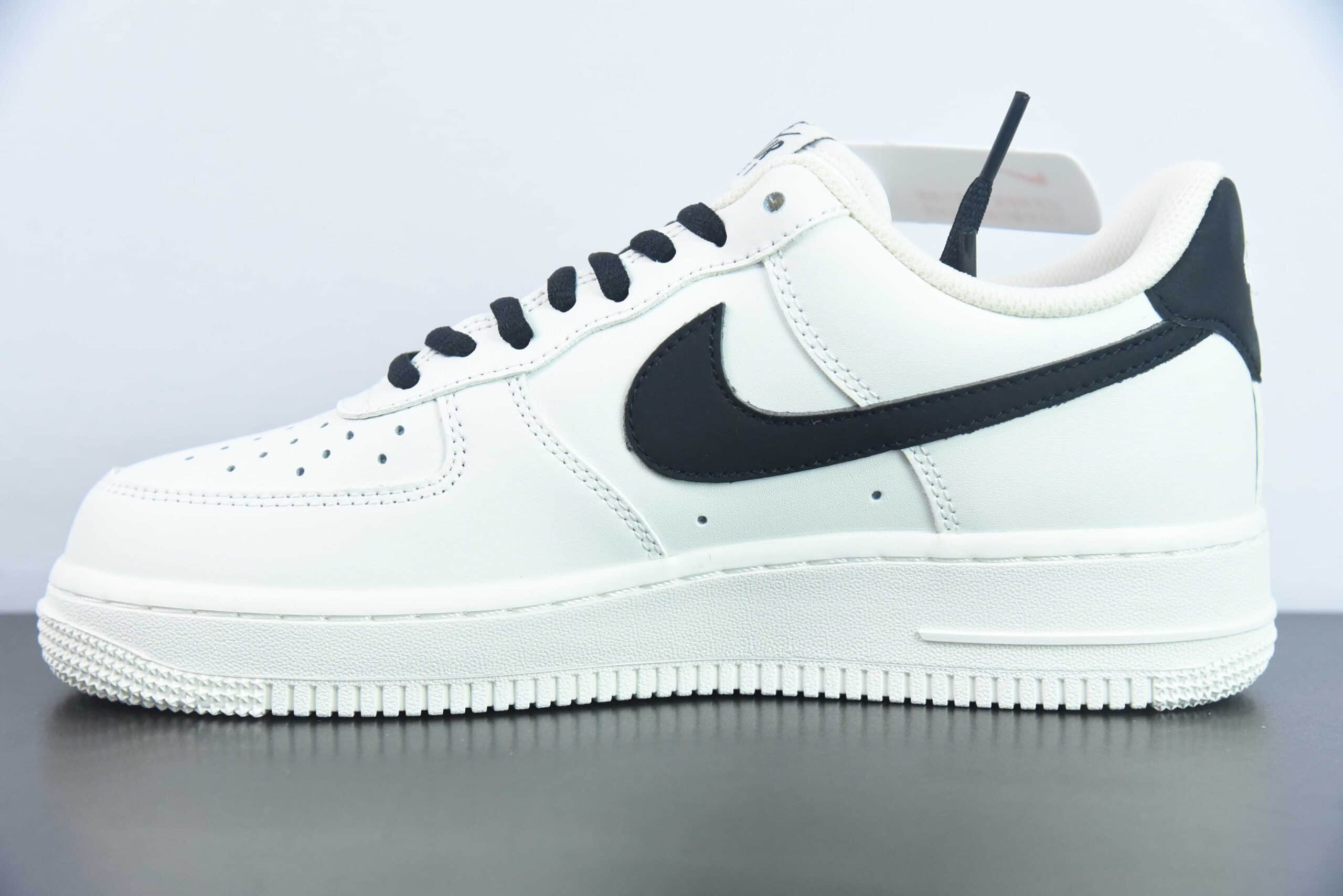 耐克Nike Air Force 1 Low '07 白黑空军一号低帮休闲板鞋纯原版本 货号：CQ5059-221