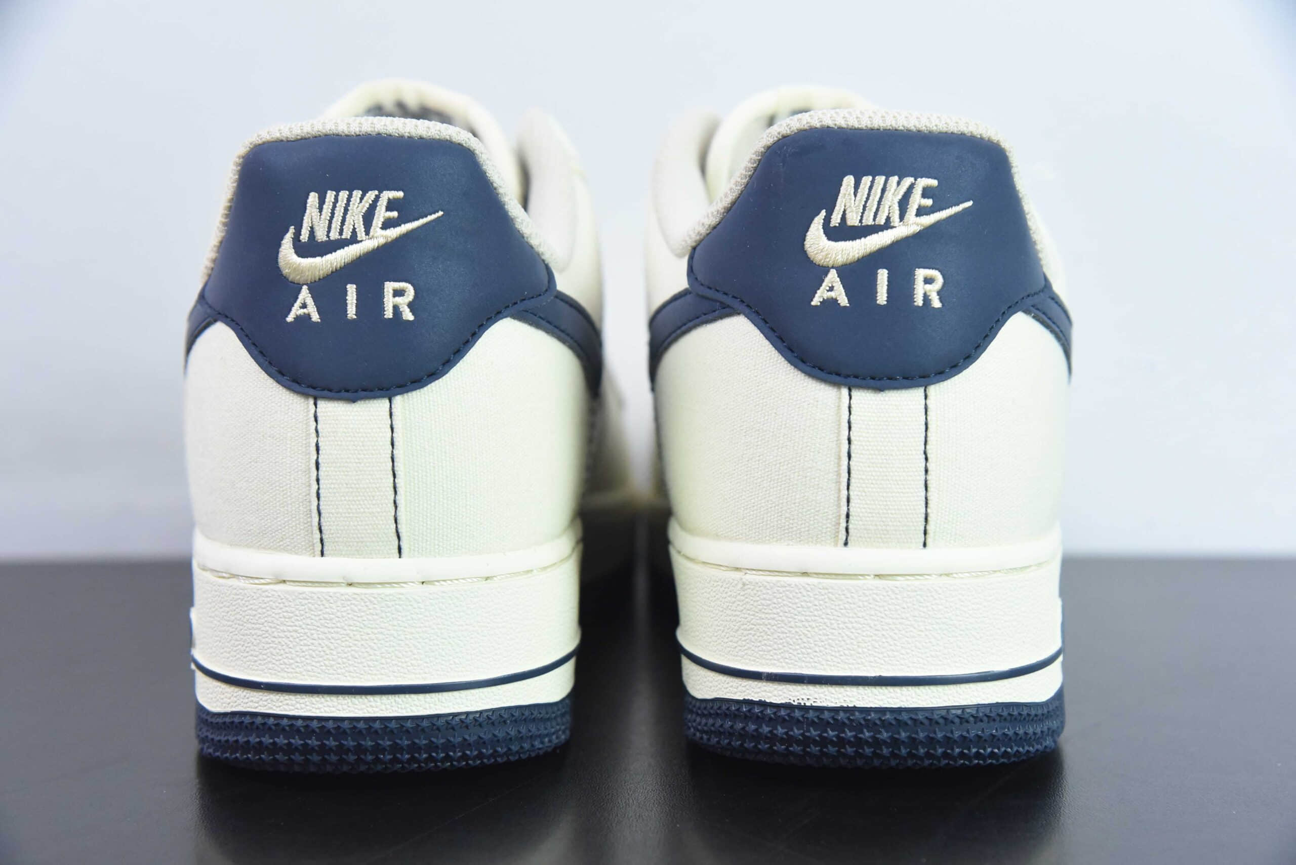 耐克NIke Air Force 1 '07 米白深蓝帆布面空军一号低帮休闲板鞋纯原版本 货号：TQ1456-299 