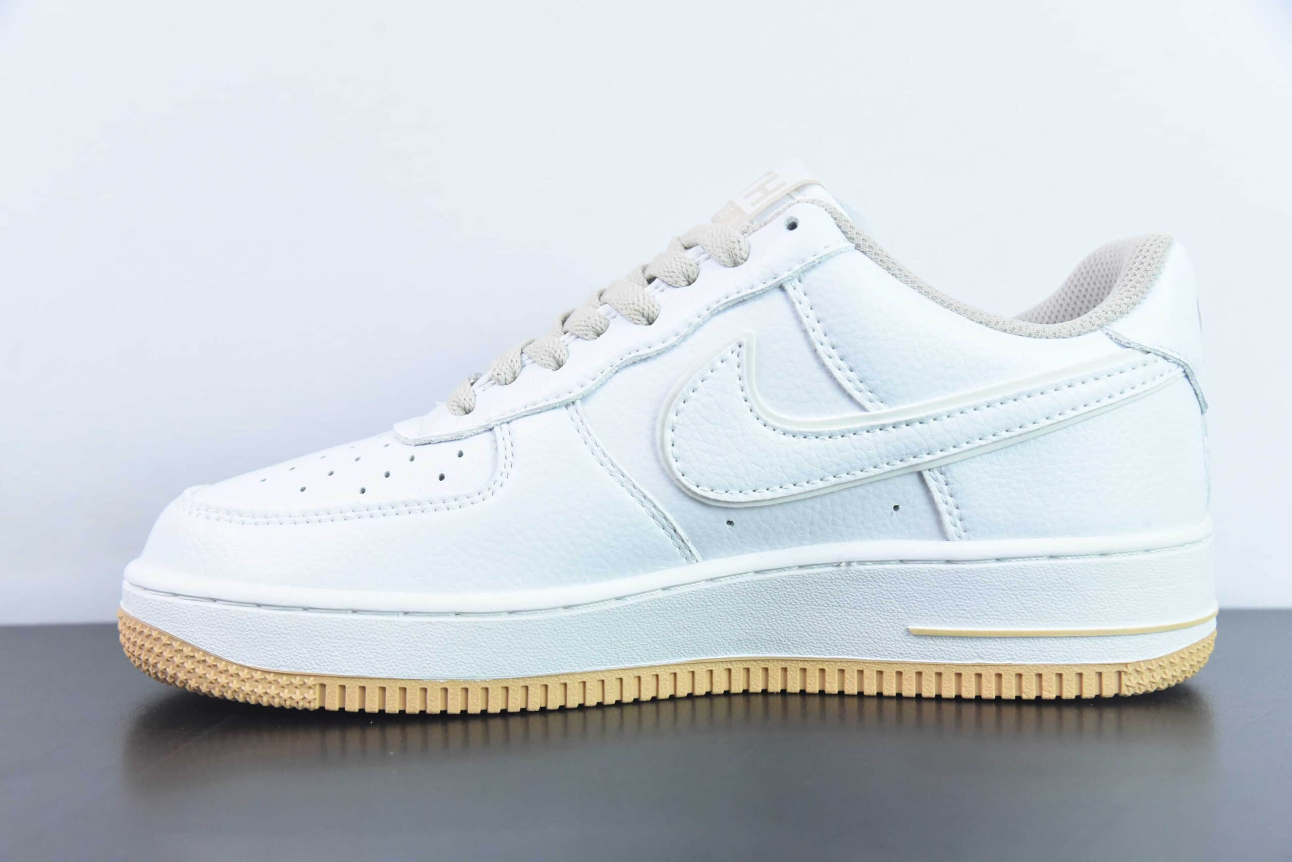 耐克Nike Air Force 1 Low Kith联名白棕空军一号低帮运动休闲板鞋纯原版本 货号：KT1659-008 