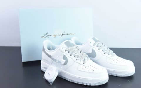 耐克Nike NOCTA x Nike Air Force 1 Low”Certified Lover Boy“痴情男孩白灰银反光空军一号经典低帮百搭休闲运动板鞋纯原版本 货号：L01718-051