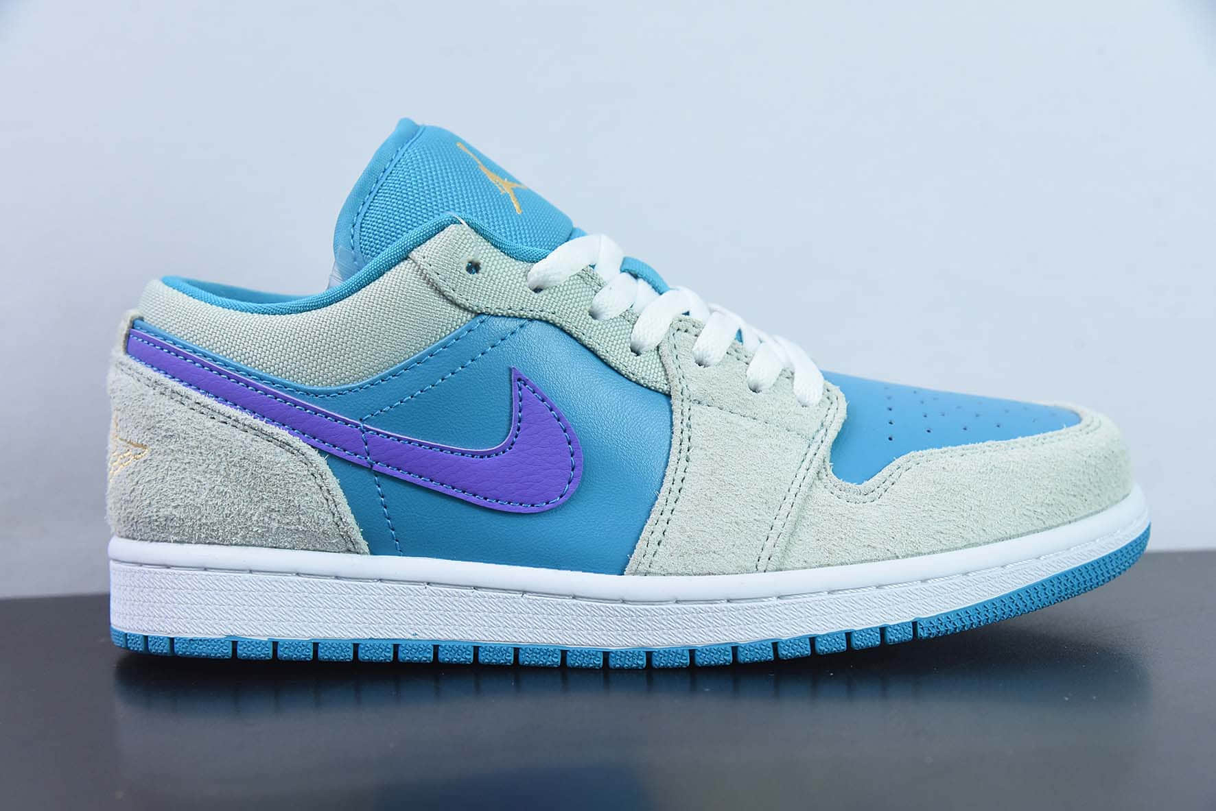 乔丹AIR JORDAN 1 LOW SE AJ1灰蓝紫低帮复古篮球鞋纯原版本 货号：DX4334-300