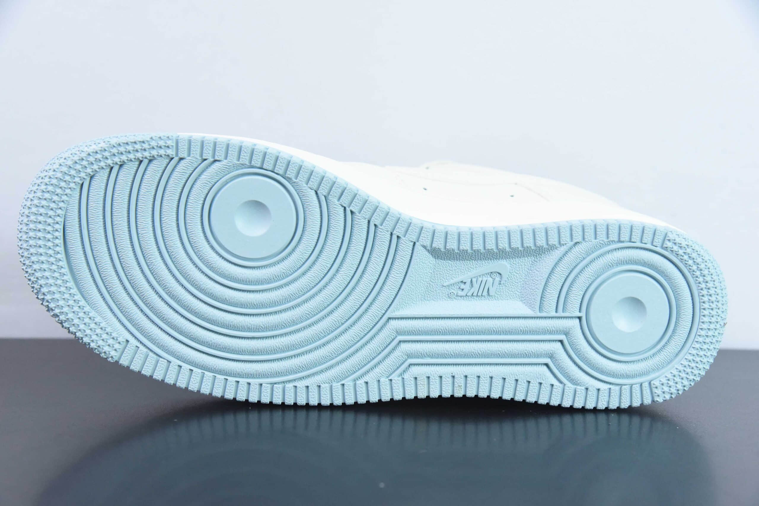 耐克Nike Air Force 1 Low 白蓝三勾空军一号低帮运动休闲板鞋纯原版本 货号：TV2306-251