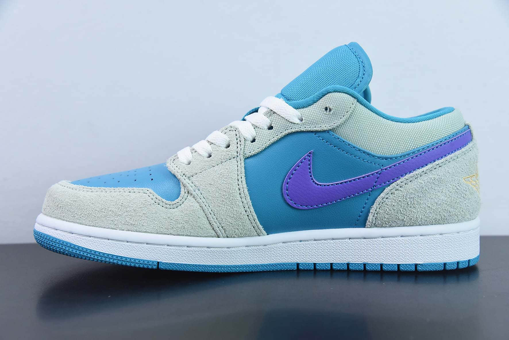 乔丹AIR JORDAN 1 LOW SE AJ1灰蓝紫低帮复古篮球鞋纯原版本 货号：DX4334-300