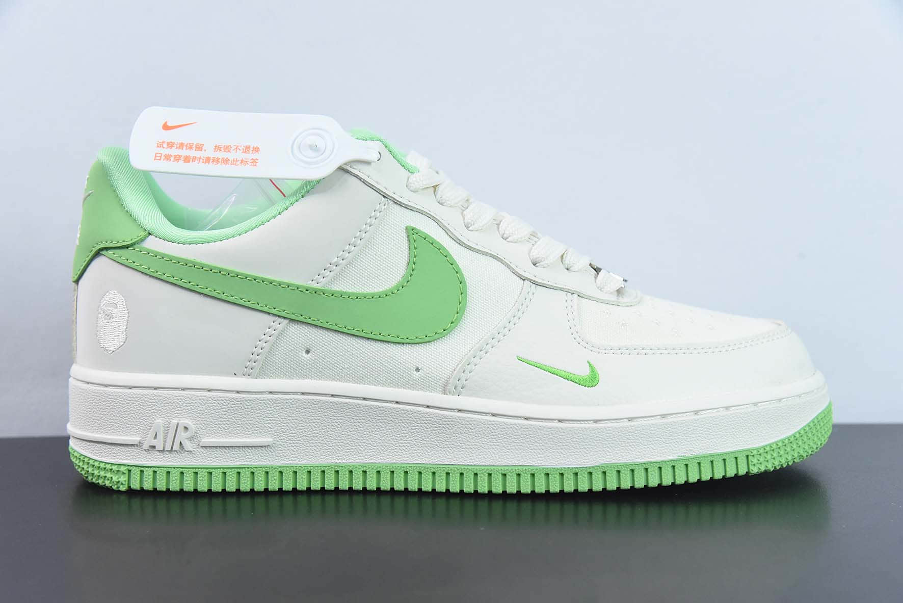 耐克NIke Air Force 1 ‘07 Low “BAPE联名浅绿帆布”空军一号低帮休闲板鞋纯原版本 货号：BS9055-752 