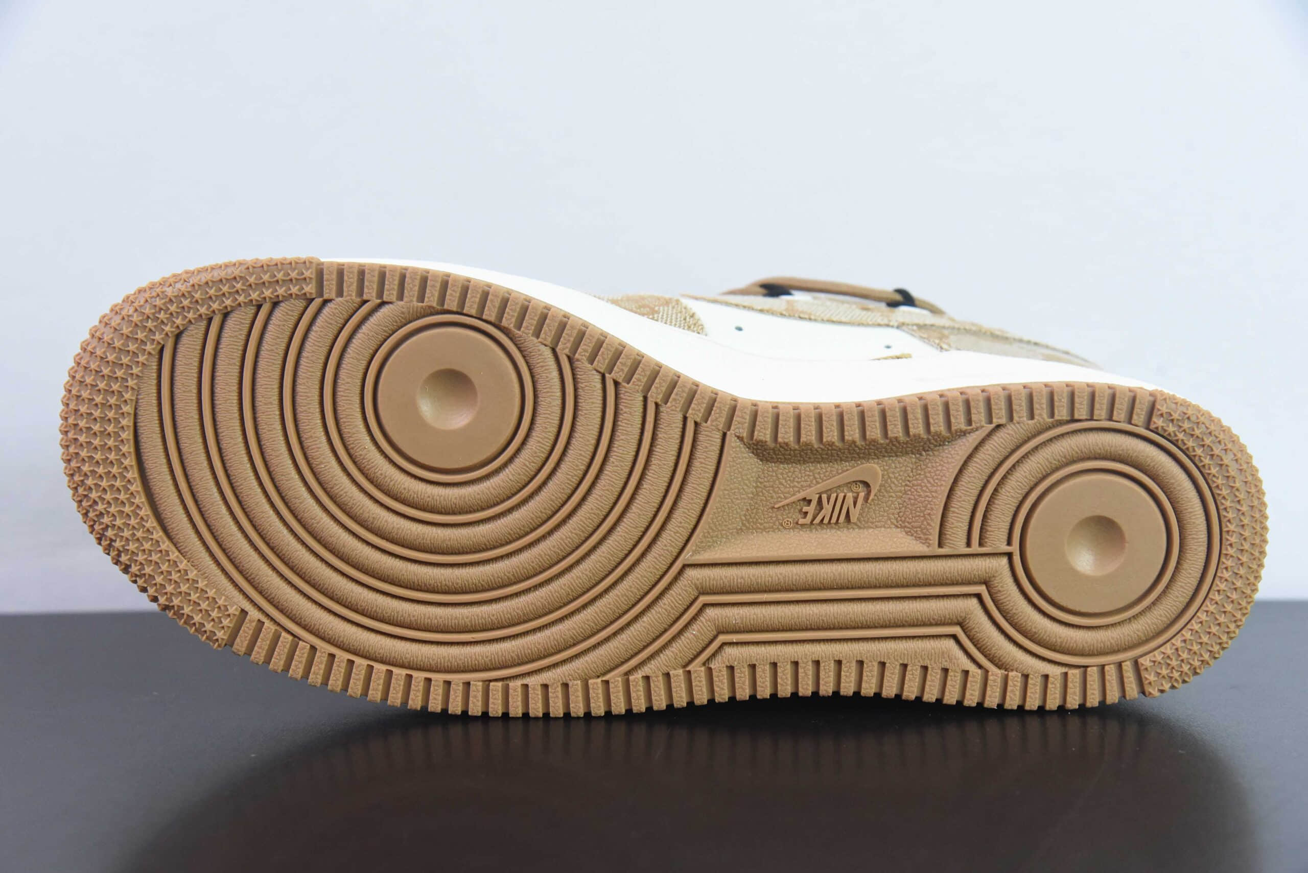 耐克Nike x Gucci Air Force 1 Low古奇绑带空军一号低帮运动休闲板鞋纯原版本货号：BD7700-111